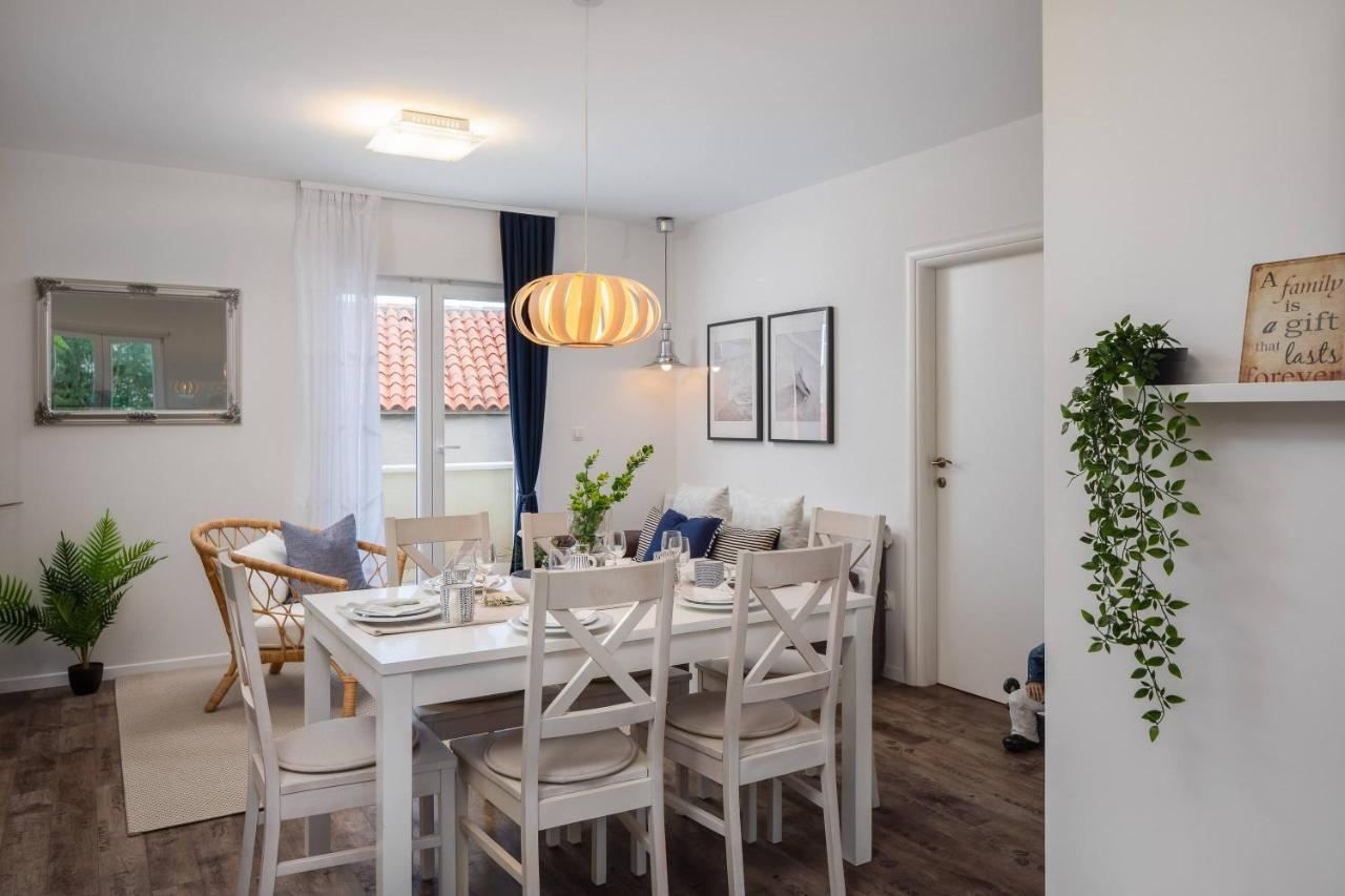 Apartments Valentina Bol Exteriér fotografie